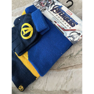Marvel Avengers Endgame Boys Kid's Blue Hat, Gloves, and Scarf Set OSFM, w/ Tags